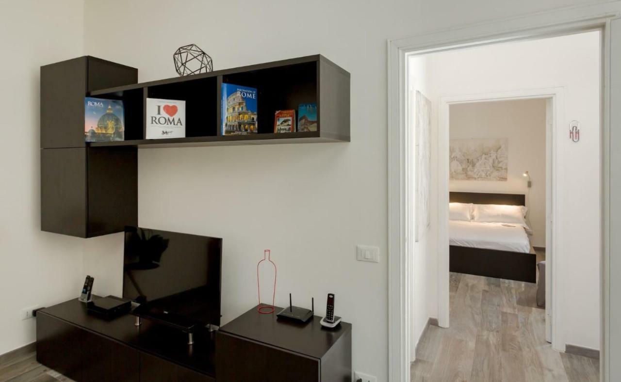 Appartamento Porta Latina - Private Rome's Center